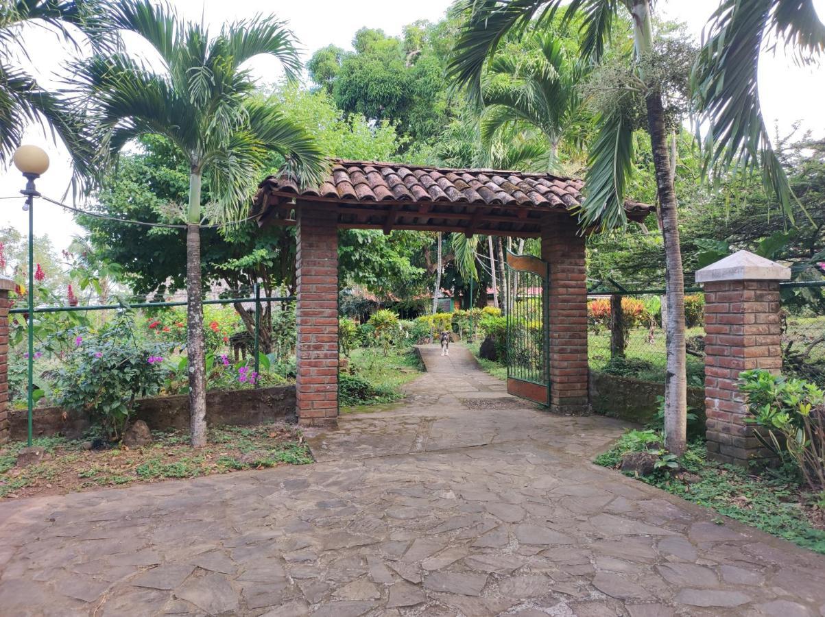 Eco-Lodge El Porvenir. Santa Cruz Dış mekan fotoğraf